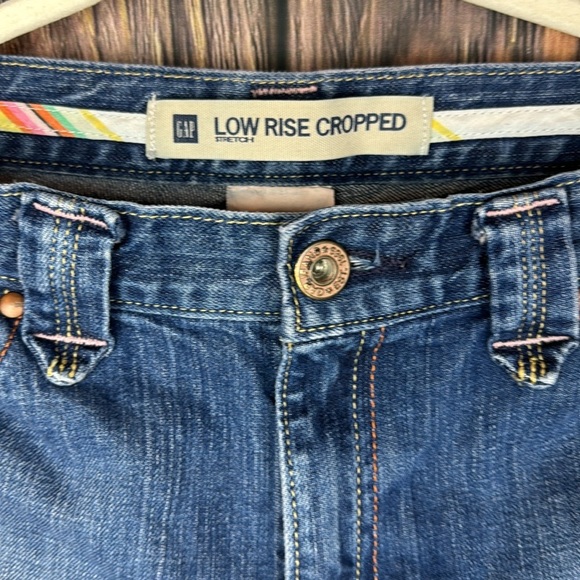 Statement Jeans - Picture 9 of 15
